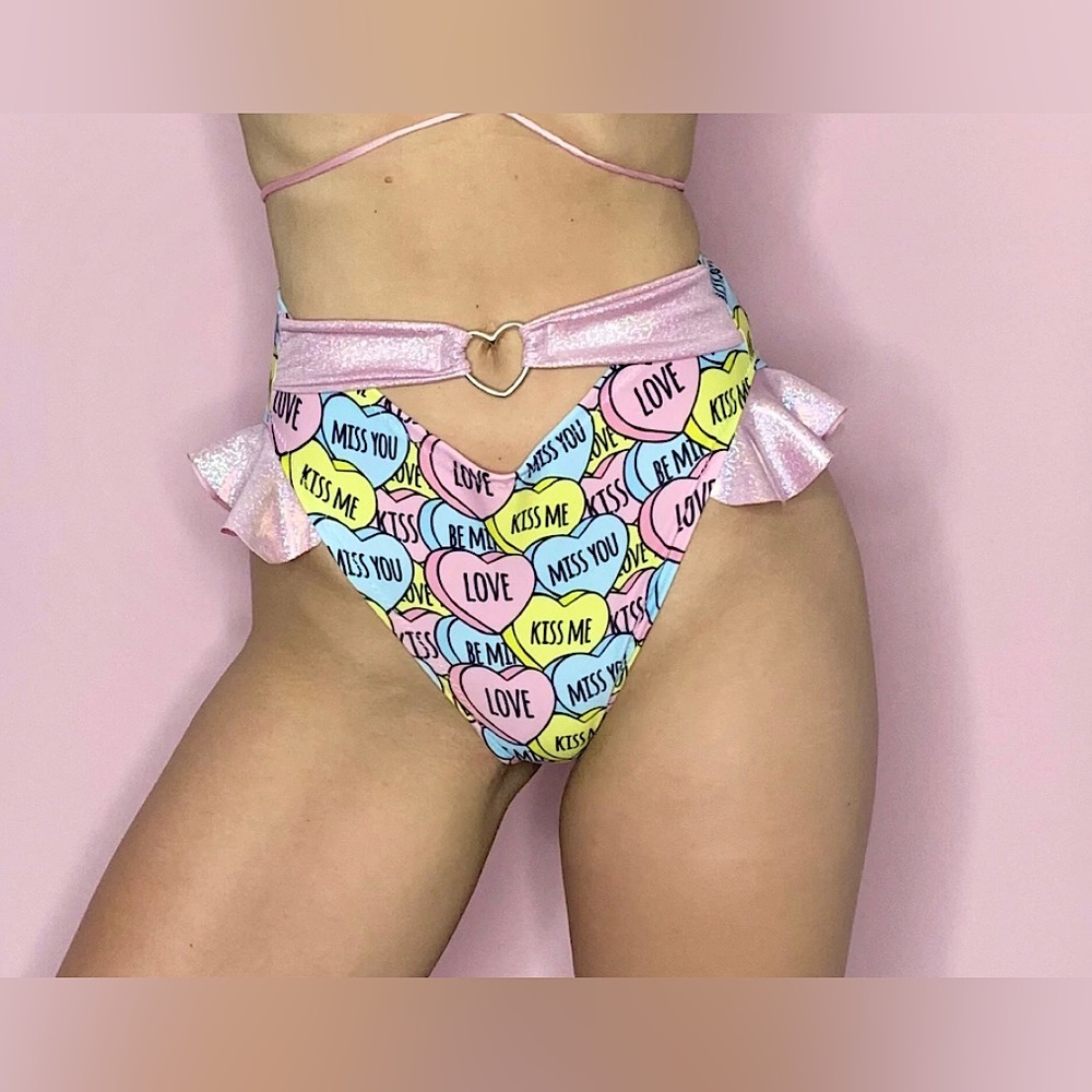 Candy Hearts Pastel 4-Piece Rave Set - Picture 4 of 11